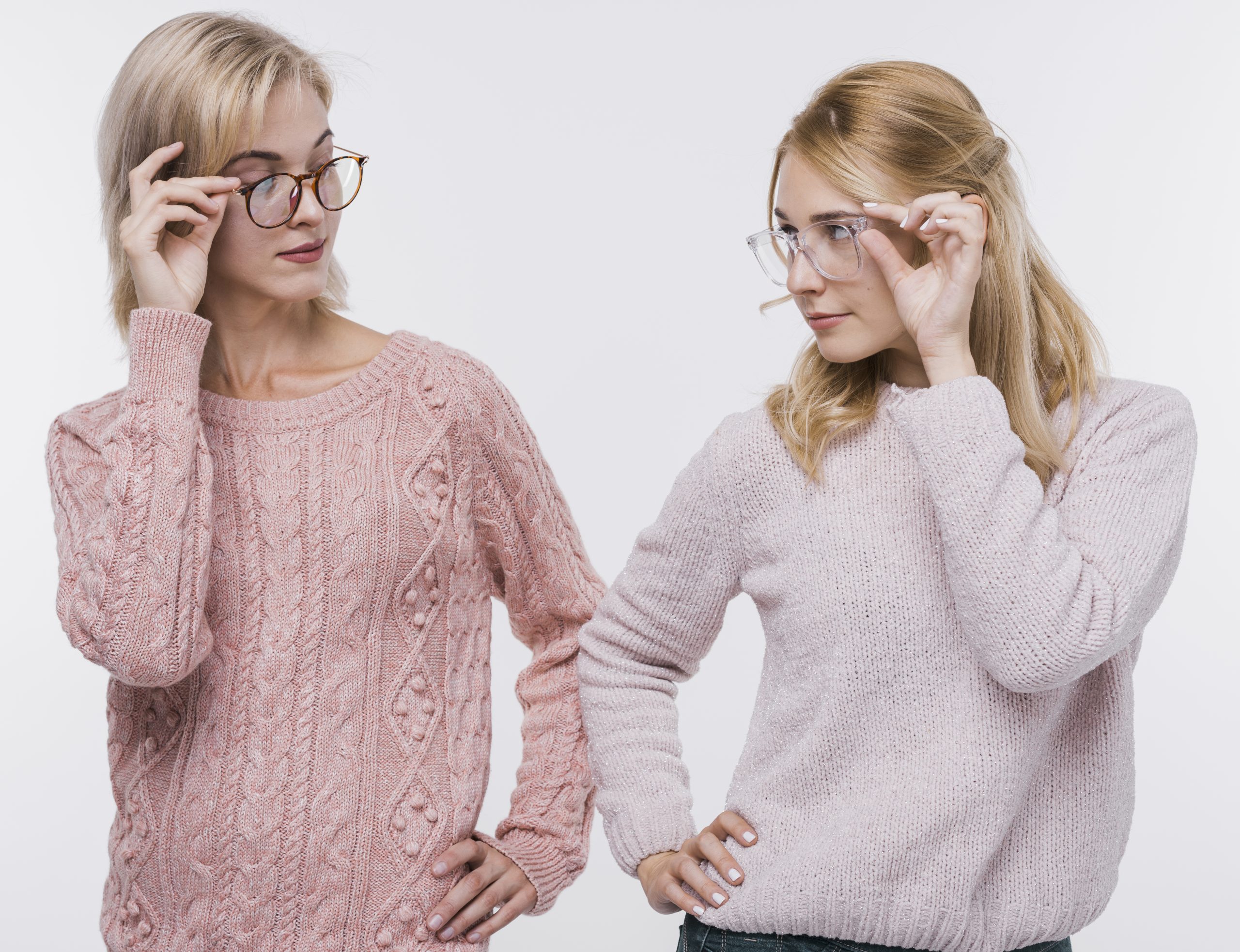 What is the difference between Hypermetropia and Presbyopia