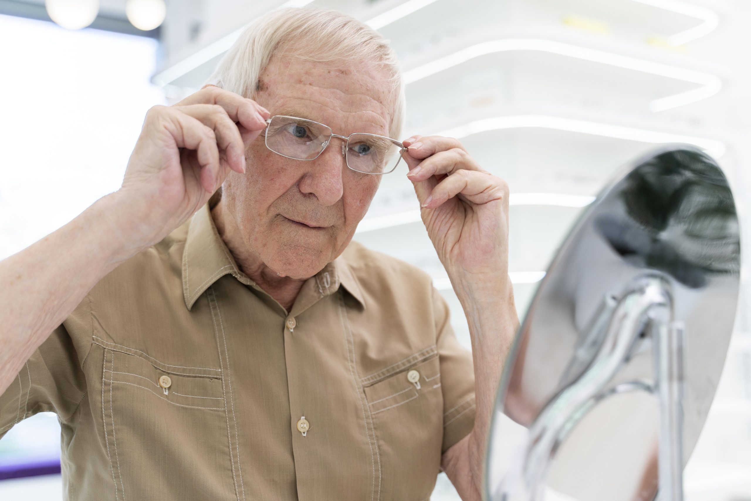 Presbyopia: Symptoms, Causes and Treatment