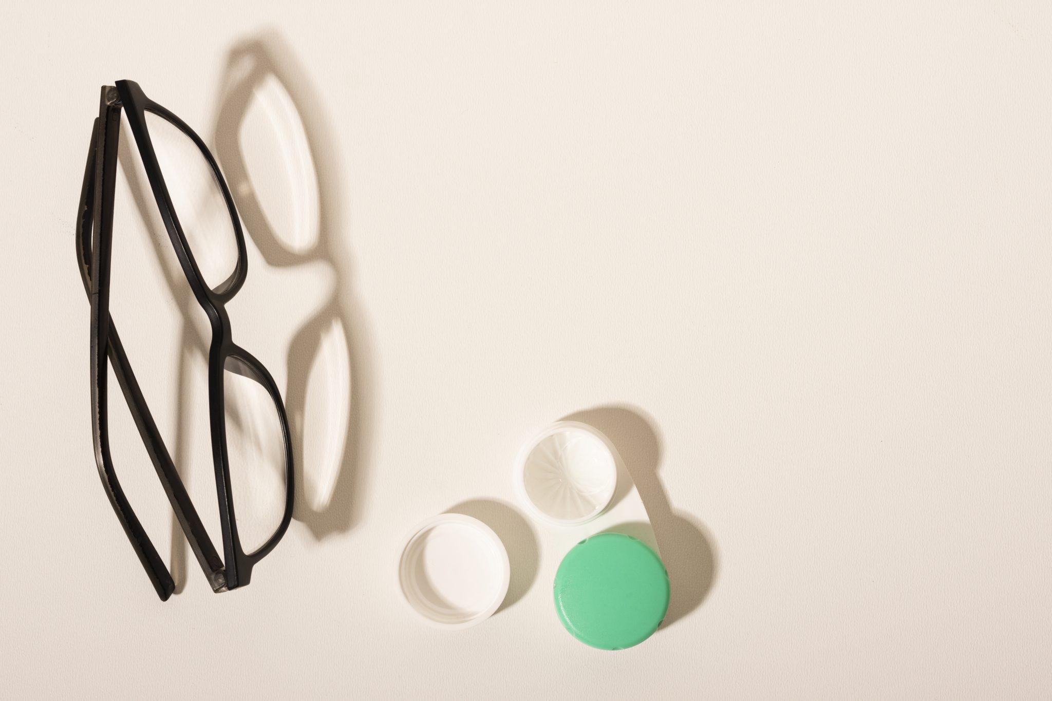 Glasses vs Contacts Differences Explained sightconnection